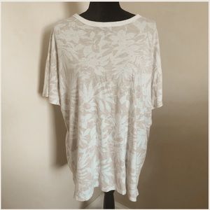 Women’s Hawaiian print T-shirt from Aerie